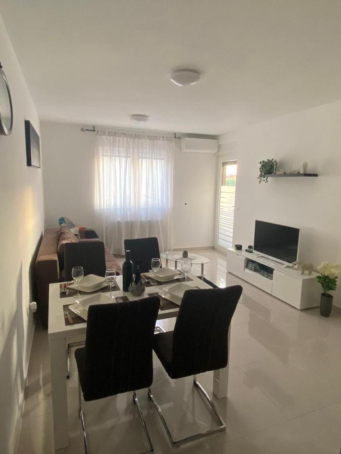 Apartman K&D Appartement Zadar Buitenkant foto