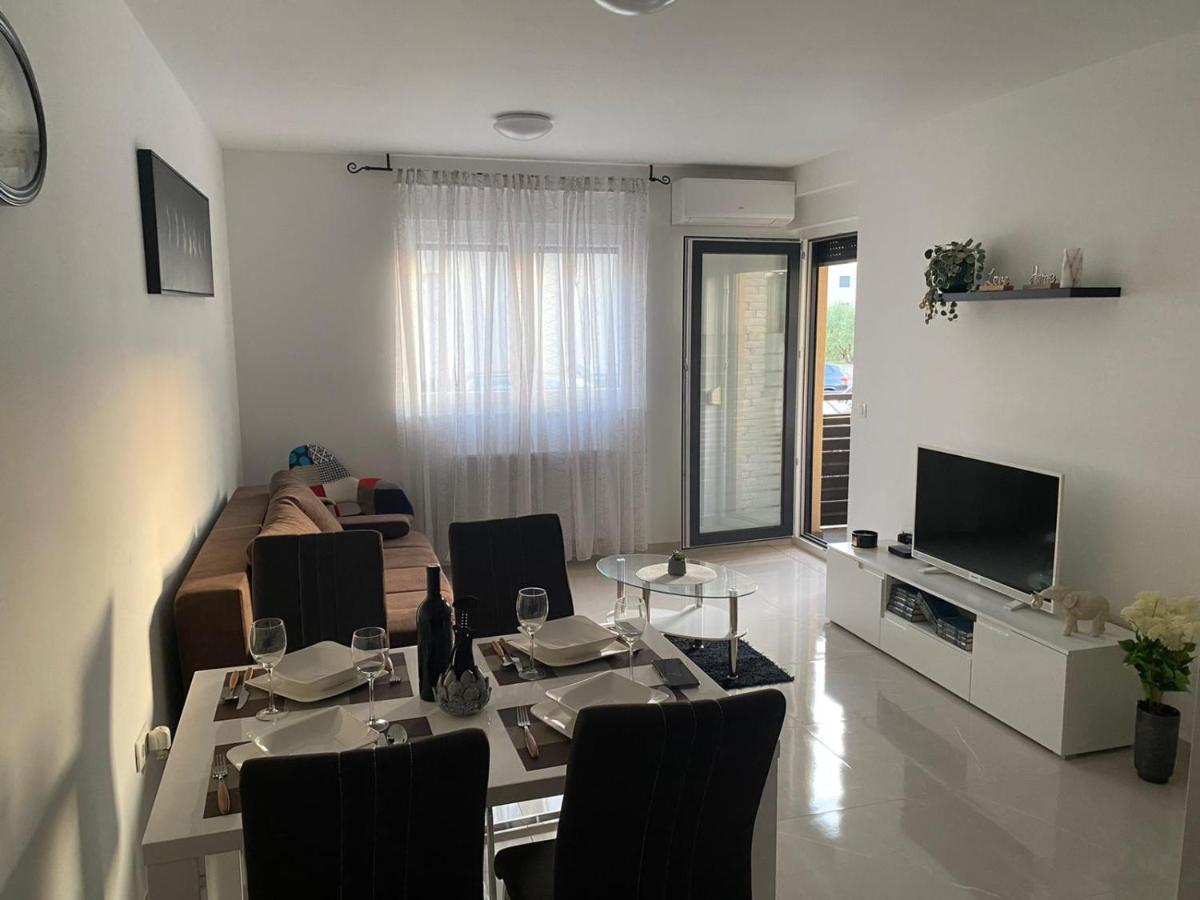 Apartman K&D Appartement Zadar Buitenkant foto